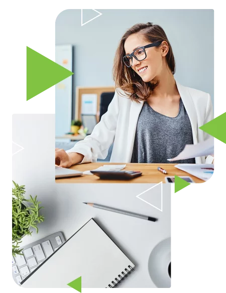 cliente analisando dados no papel e no notebook